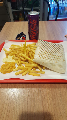 Zac Burger (RAYAN ZAC)