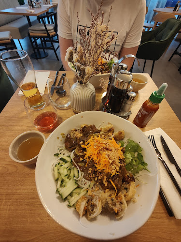Tata bòbún