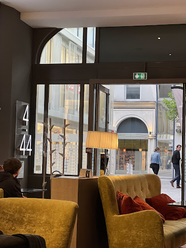 4.44 Bar Lounge