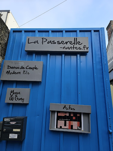 lapasserelle