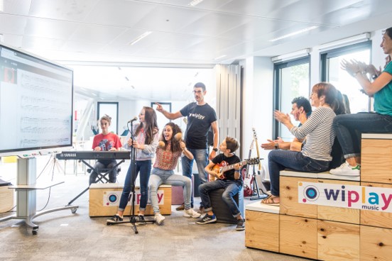 École de musique Wiplay Nantes | Cours de piano, guitare, chant…