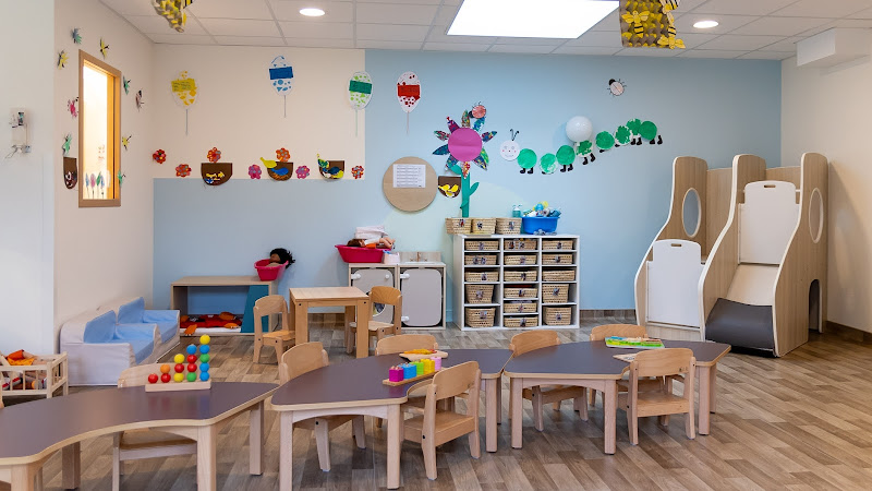 Les Petits Chaperons Rouges