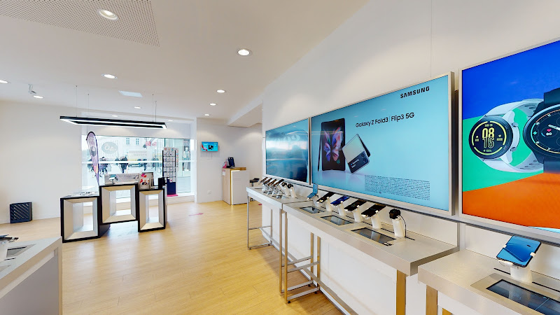 Boutique SFR Nantes Commerce