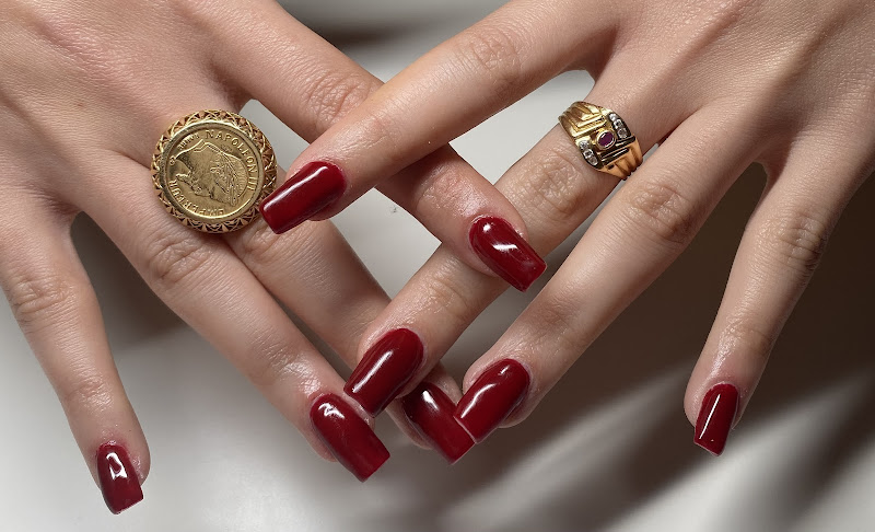 Atypic nails