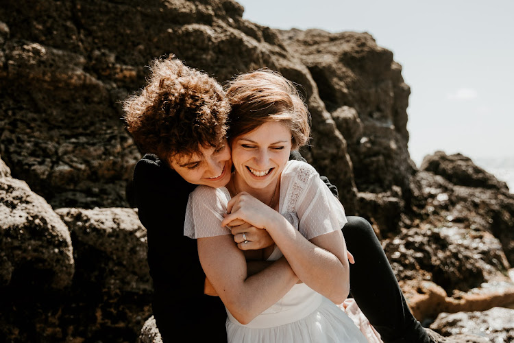 Julia Allio | Photographe Nantes – Mariage, elopement et portrait