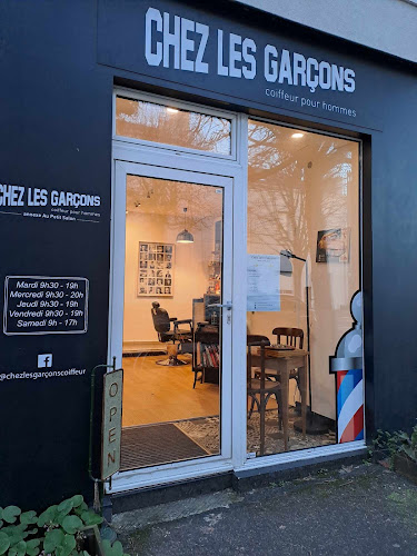 Chez Les Garçons