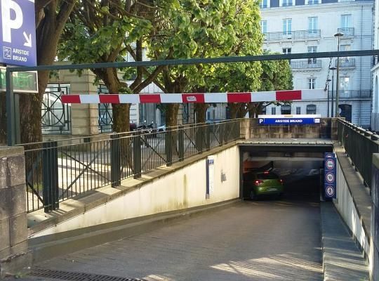 Parking Nantes Aristide Briand – NAOLIB