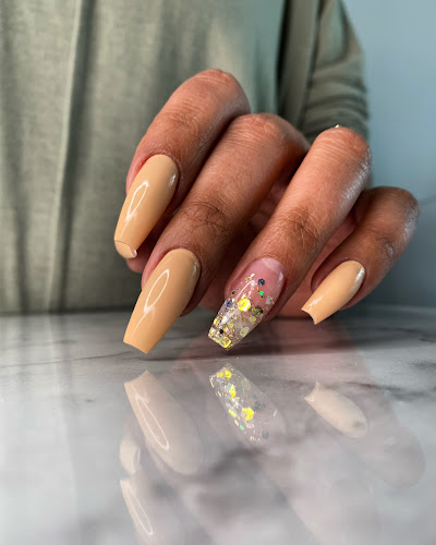 BaianaBeauty Maquilleuse et Prothésiste ongulaire