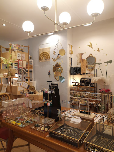 Les Nanas ont du Chic