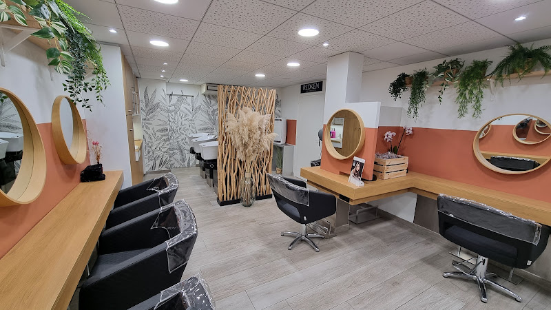 ARNAUD, en particulier