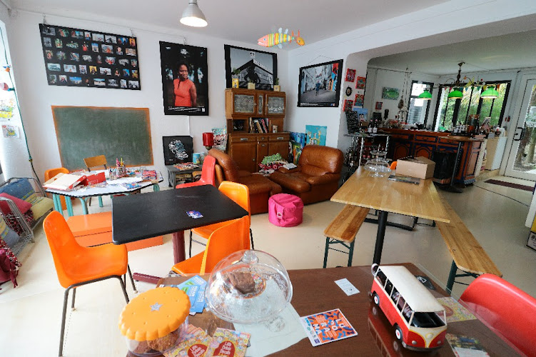 Chez Peste et Chipie