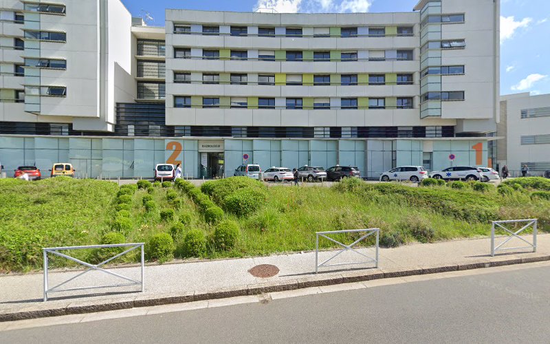 Docteur M. Hannebicque Centre de la main sud loire