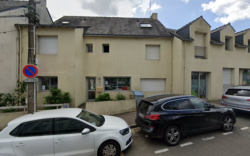 Les Petits Chaperons Rouges