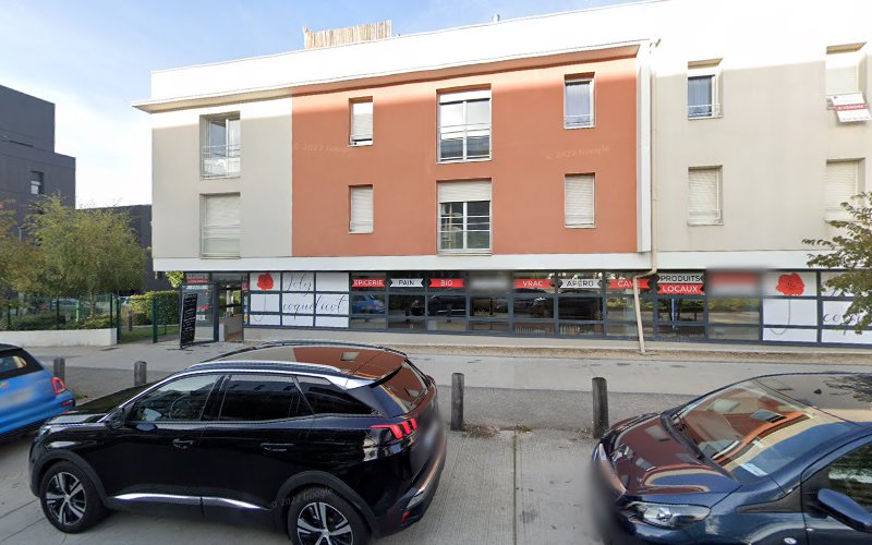 Africa Market Beaujoire