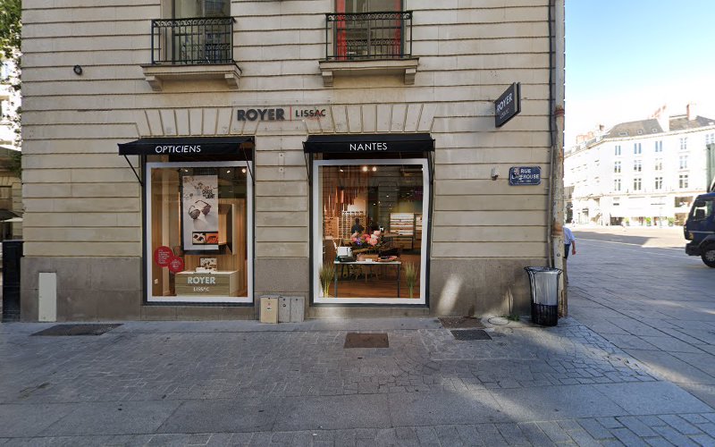 Office Notarial Marion DESVALLEES – Etude de notaires DESVALLEES