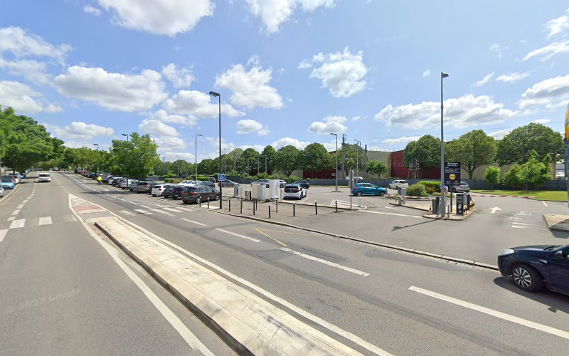 19 Rue Chevreul Parking