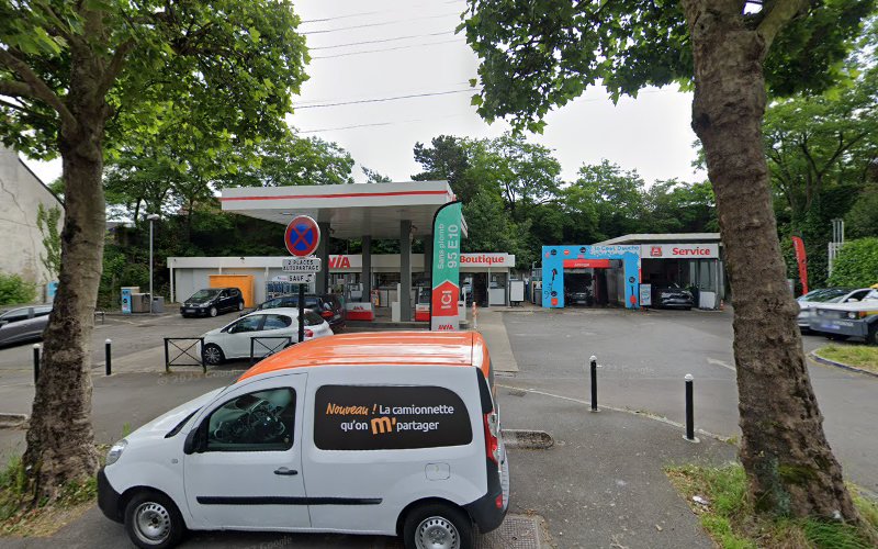 Amazon Locker – chris