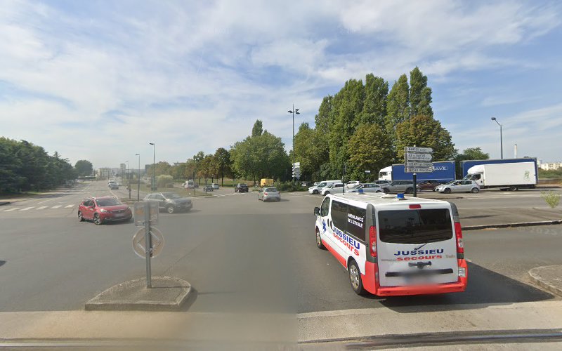 Moez Bassem transport